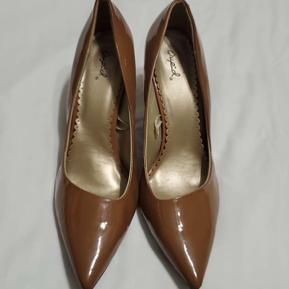 "QUPID" WOMEN'S BROWNISH TAN HEELS SIZE 10